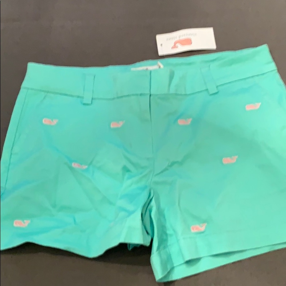 NWT Vineyard Vines green shorts w pink whales